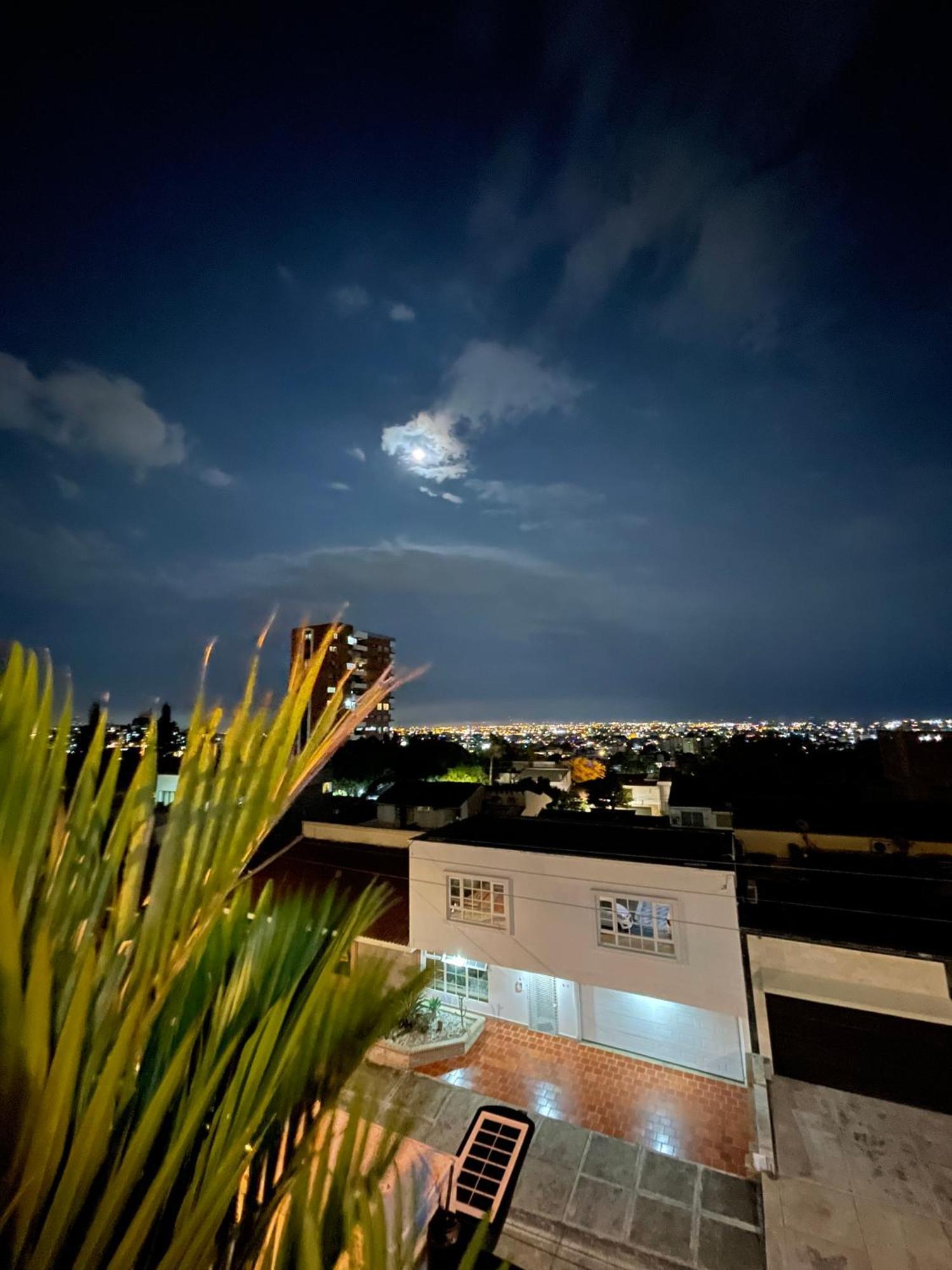 The View Hostel & Lounge Кали Экстерьер фото