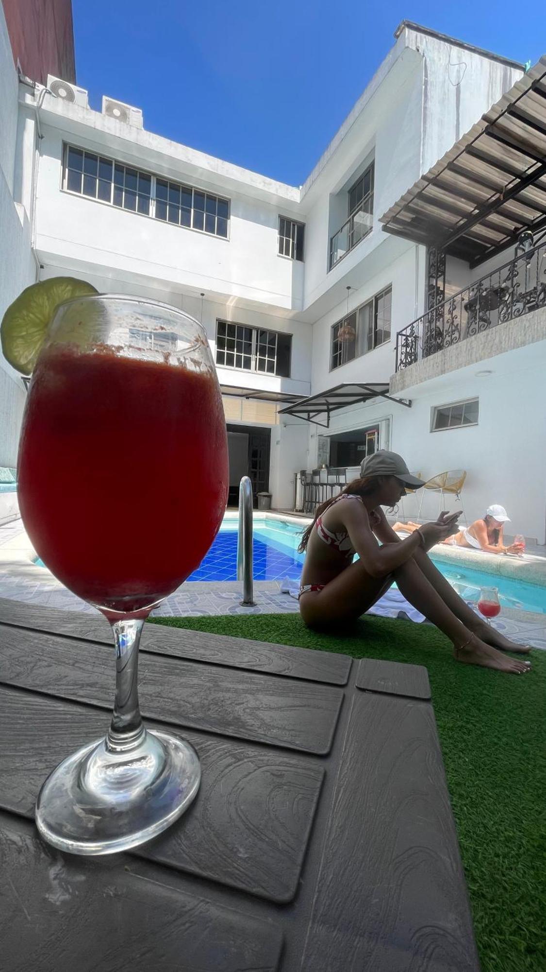 The View Hostel & Lounge Кали Экстерьер фото